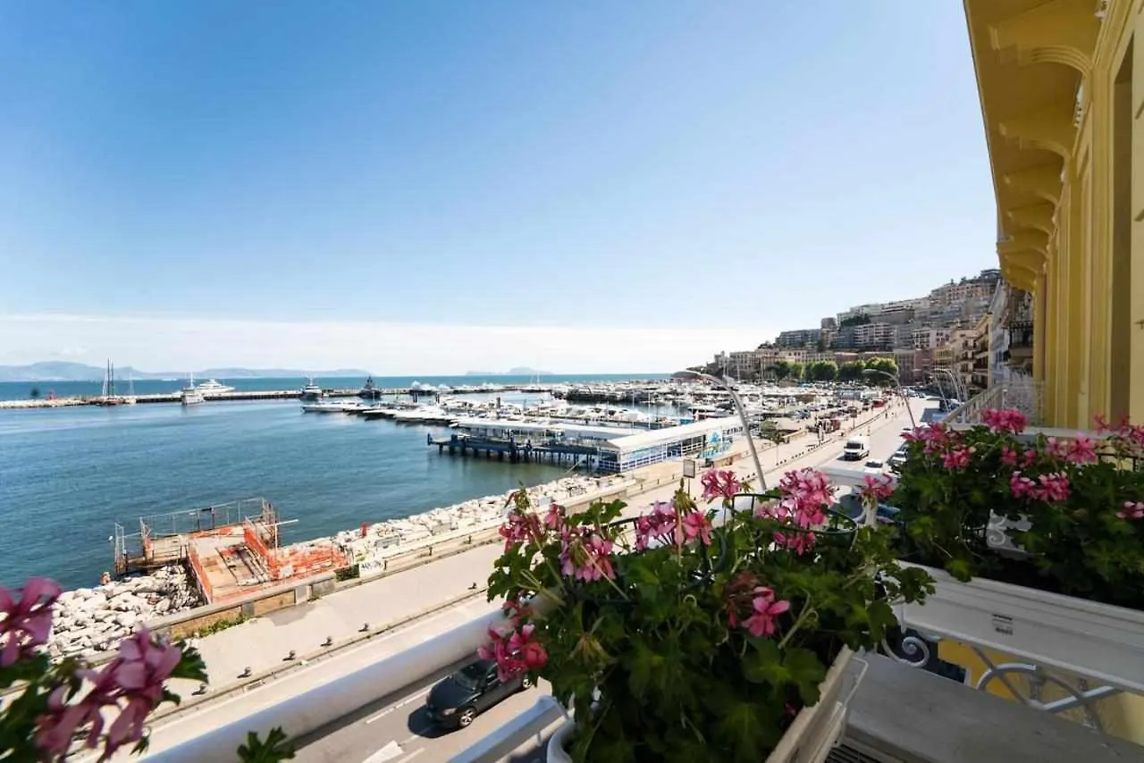 Seaside Caracciolo Ξενοδοχείο Νάπολη 2*,  Ιταλία